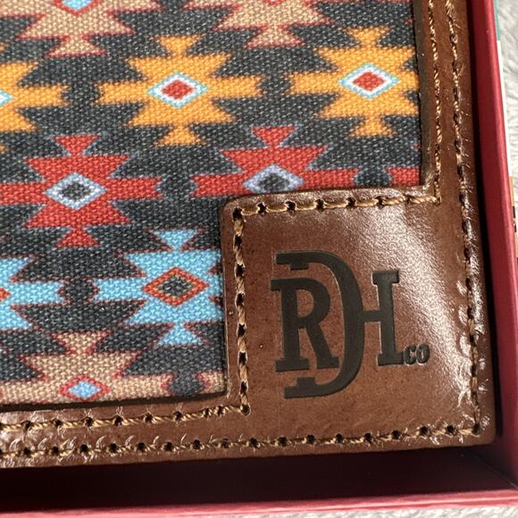 Red Dirt Hat Co Bifold Wallet Leather Southwest Aztec Canvas Inlay Bison Grain - Picture 3 of 10